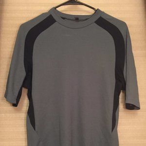 REI Activewear T-shirt Top